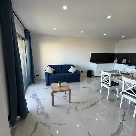 Sea View, Modern And Terrace ניס