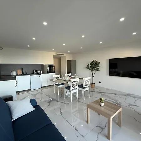 Sea View, Modern And Terrace Lejlighed Nice