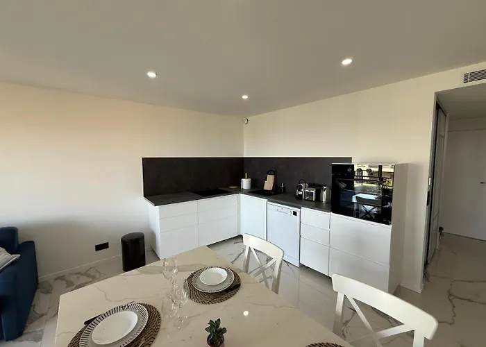 Sea View, Modern And Terrace Nice